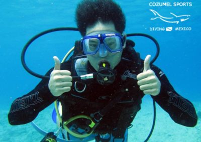 Cozumel Sports discover scuba lessons