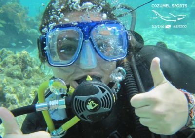 Cozumel Sports scuba diving lessons